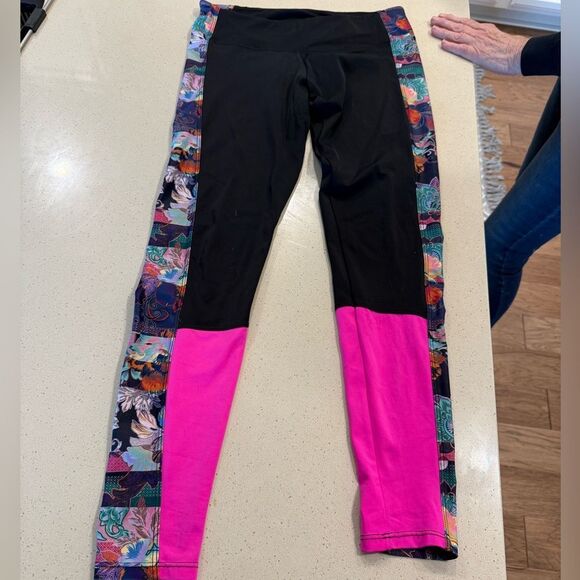 ONZIE Colorful Leggings Size M/LG - Picture 1 of 5